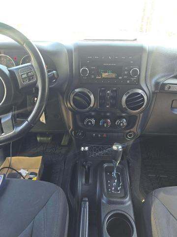 JEEP UNLIMITED SPORT - 10