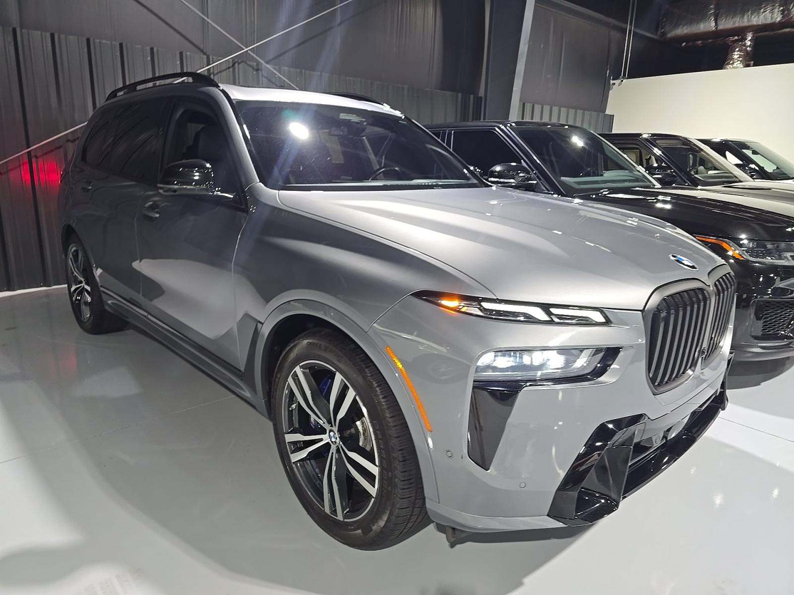 2023 BMW X7 xDrive40i AWD