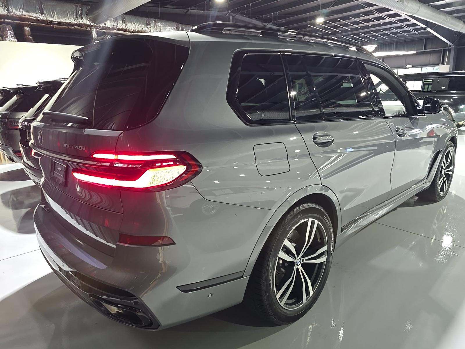 2023 BMW X7 xDrive40i AWD