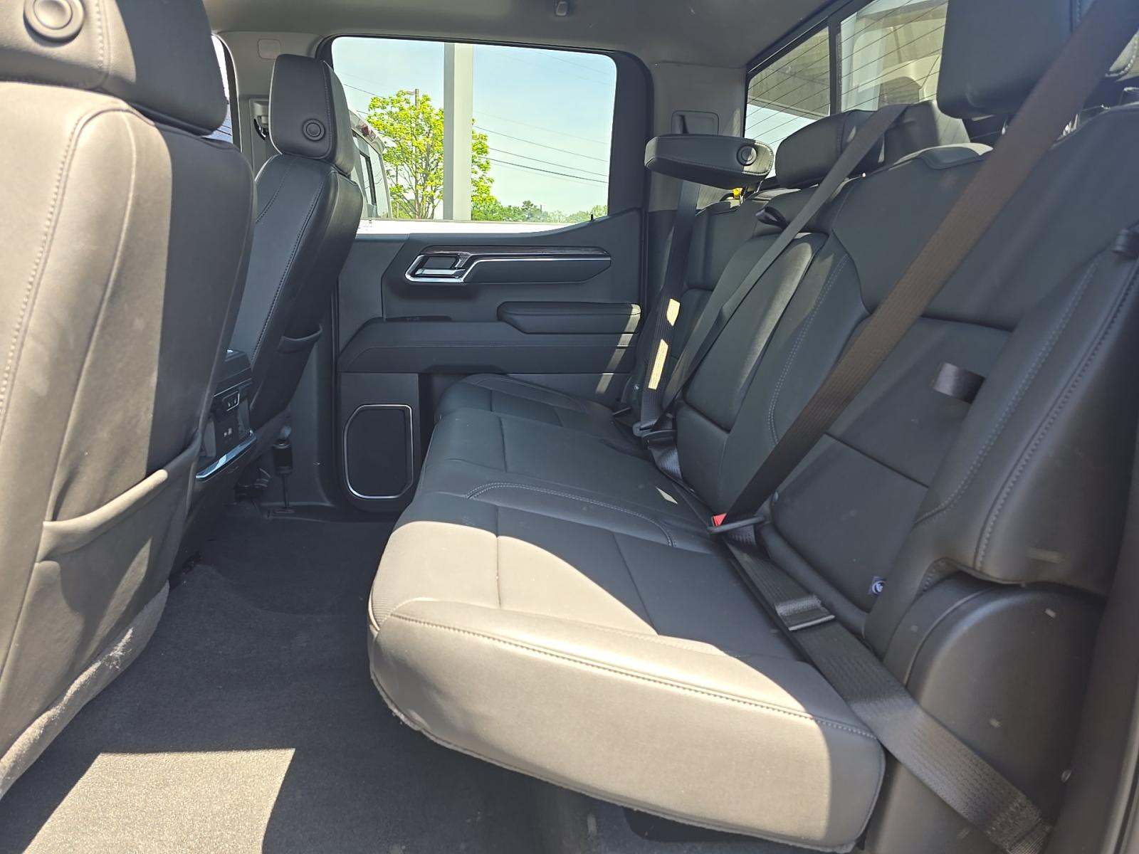 2025 Chevrolet Silverado 1500 LTZ AWD