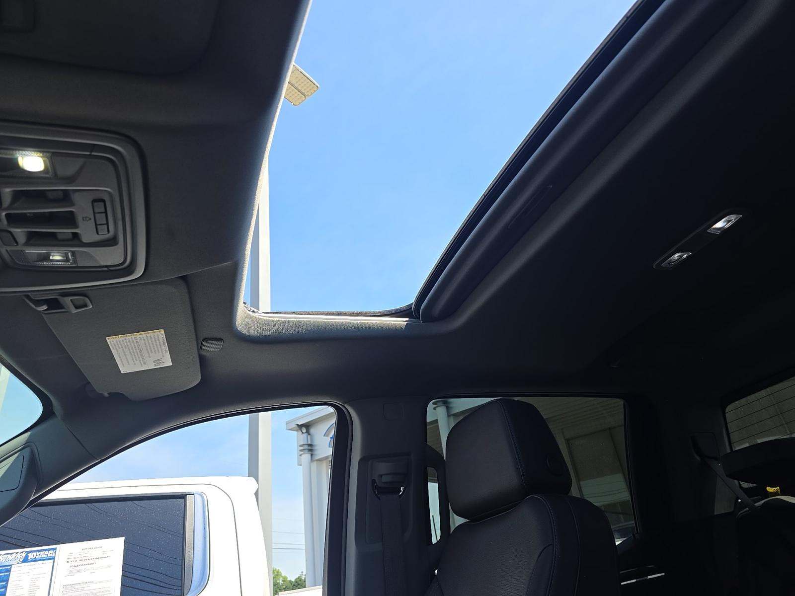 2025 Chevrolet Silverado 1500 LTZ AWD