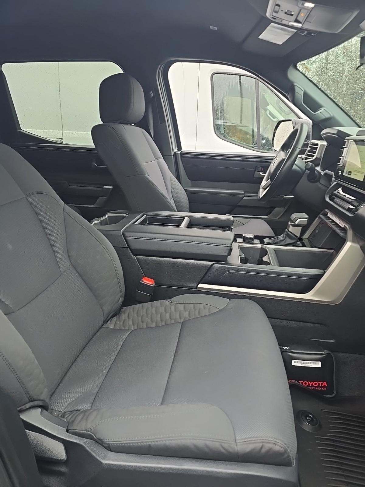 2025 Toyota Tundra SR5 RWD