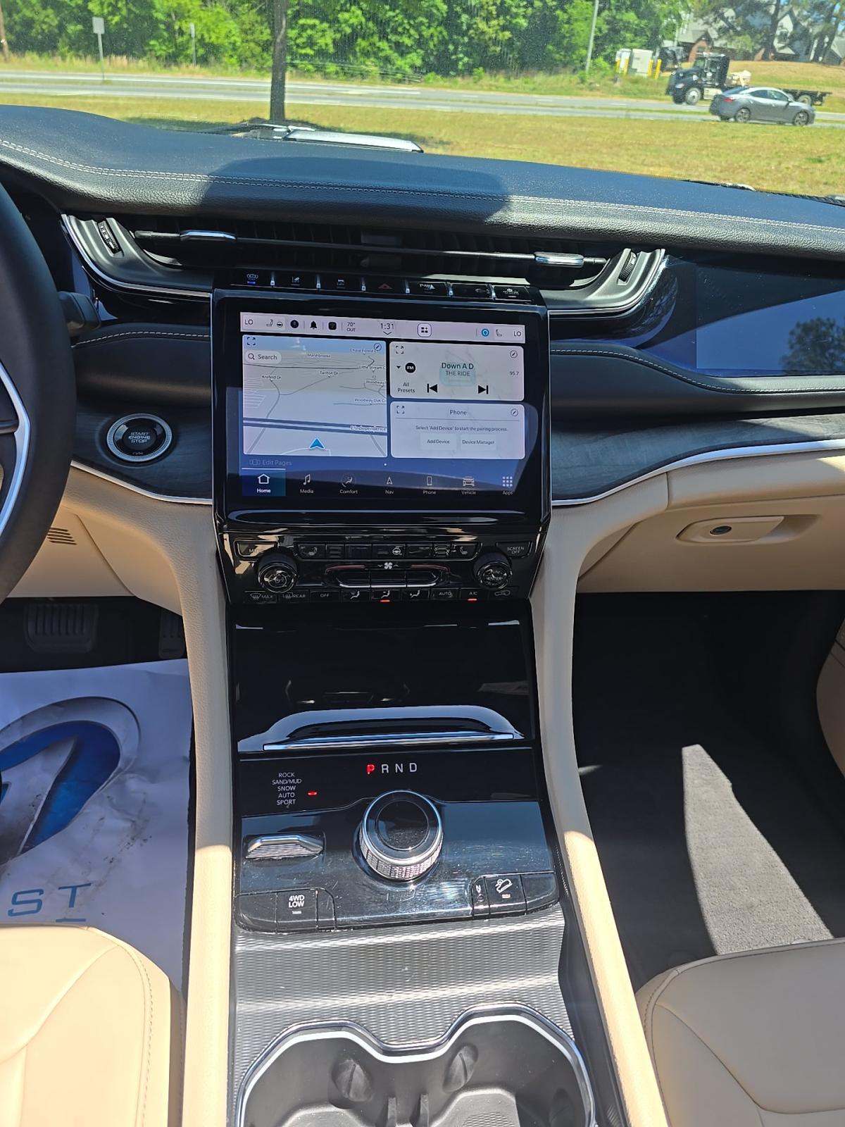 JEEP GRAND CHEROKEE - 10