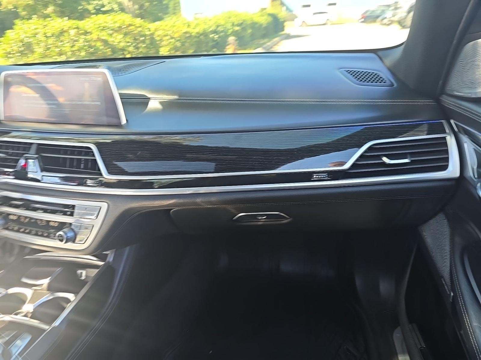 2016 BMW 7 Series 750i RWD