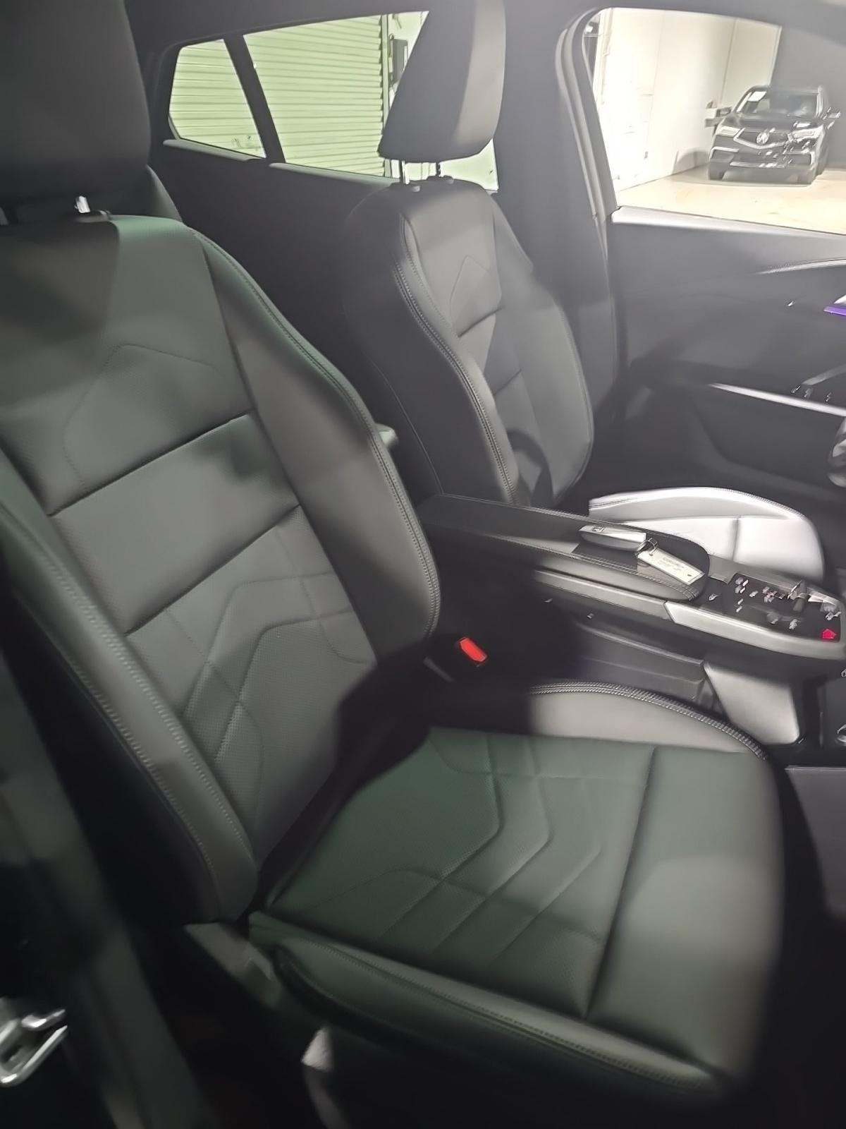 2025 BMW X2 xDrive28i AWD