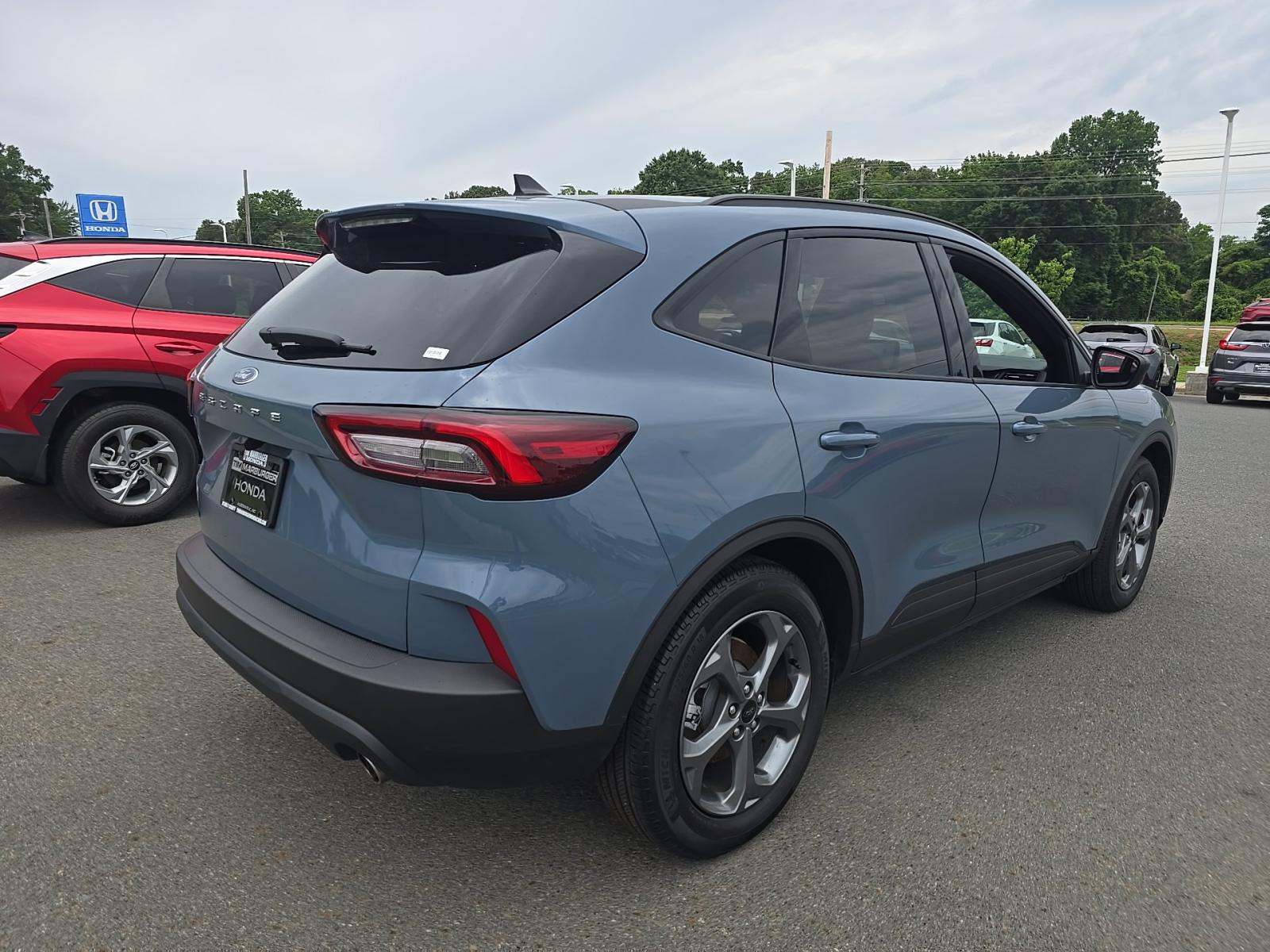 FORD ESCAPE - 3