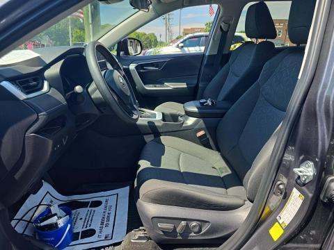 2024 Toyota RAV4 XLE FWD