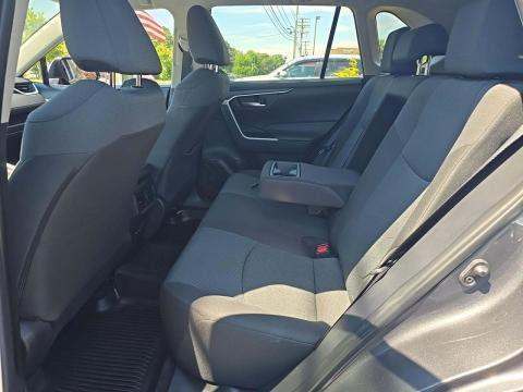 2024 Toyota RAV4 XLE FWD