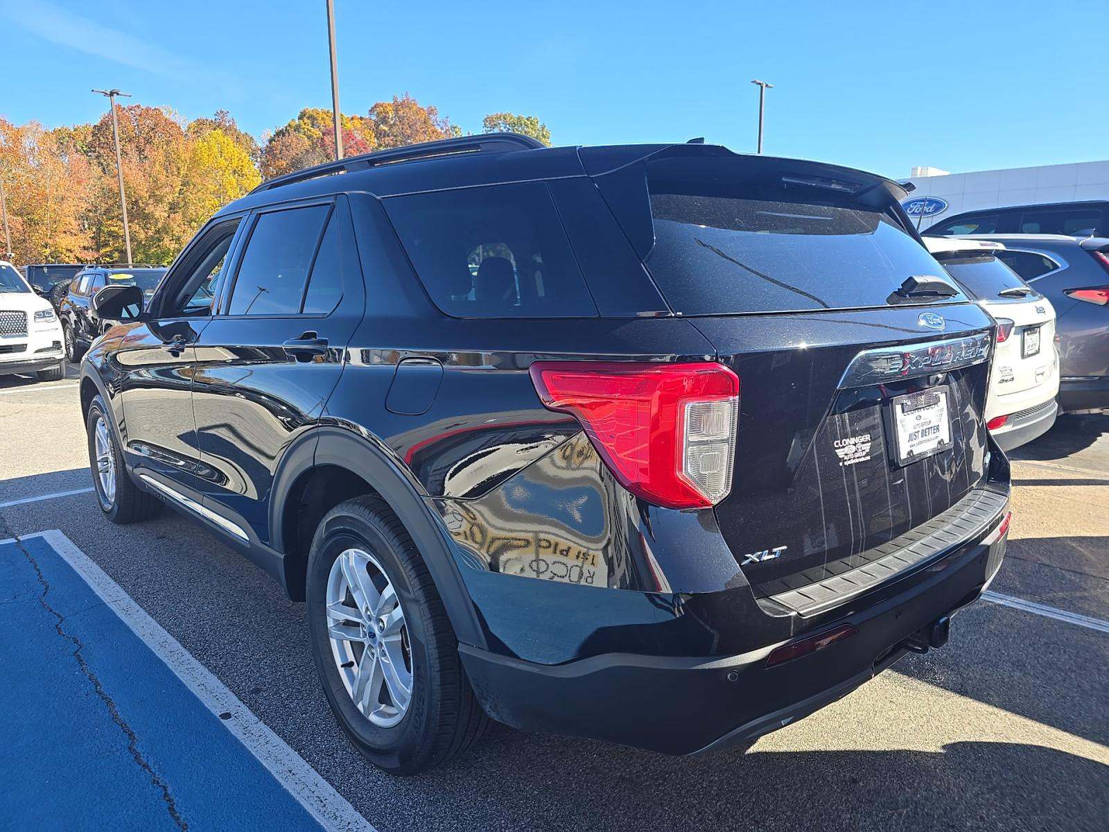 2023 Ford Explorer XLT AWD