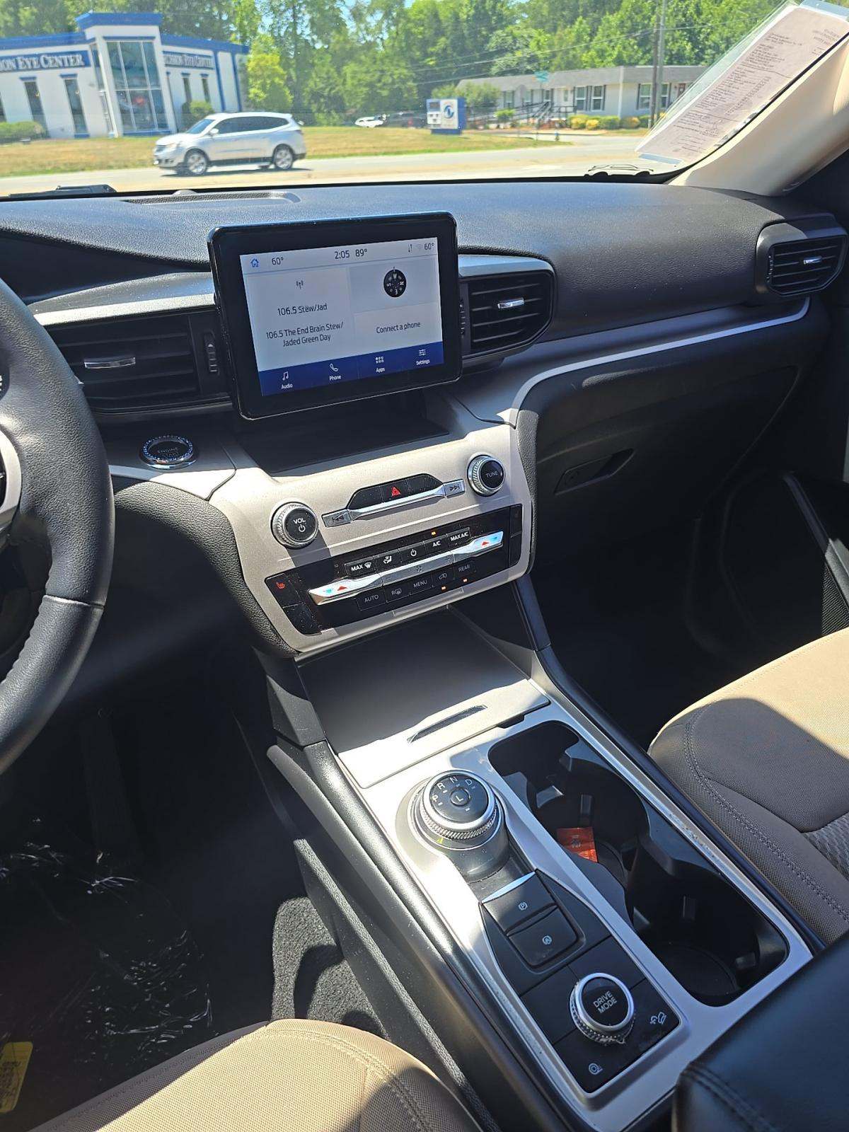 2023 Ford Explorer XLT AWD