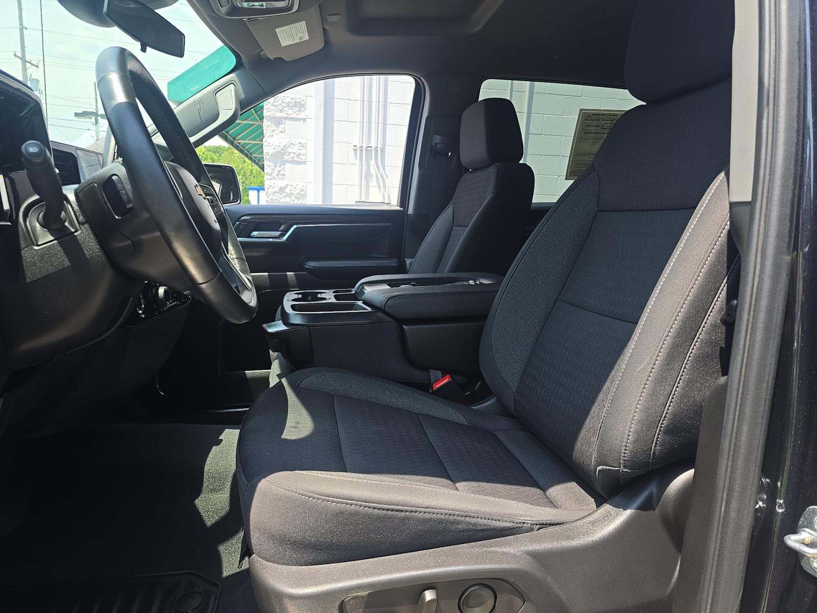 2023 Chevrolet Silverado 1500 LT AWD