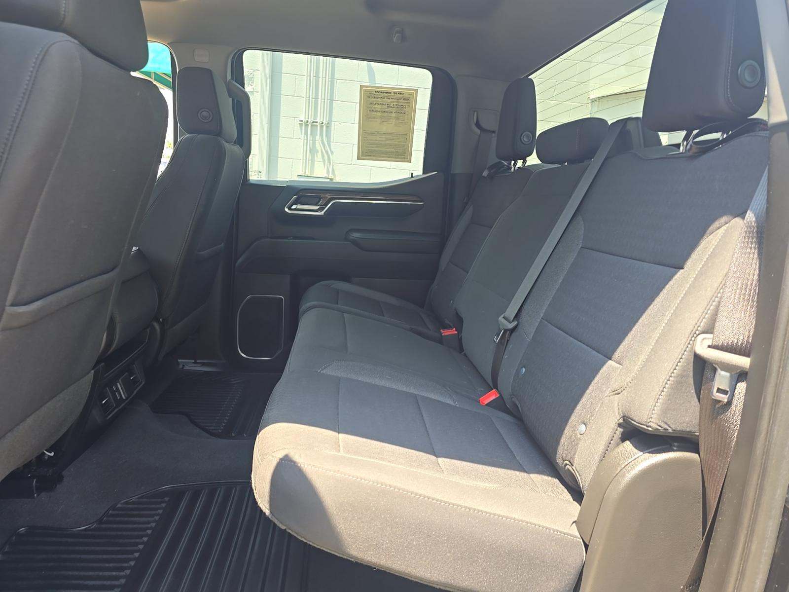 2023 Chevrolet Silverado 1500 LT AWD
