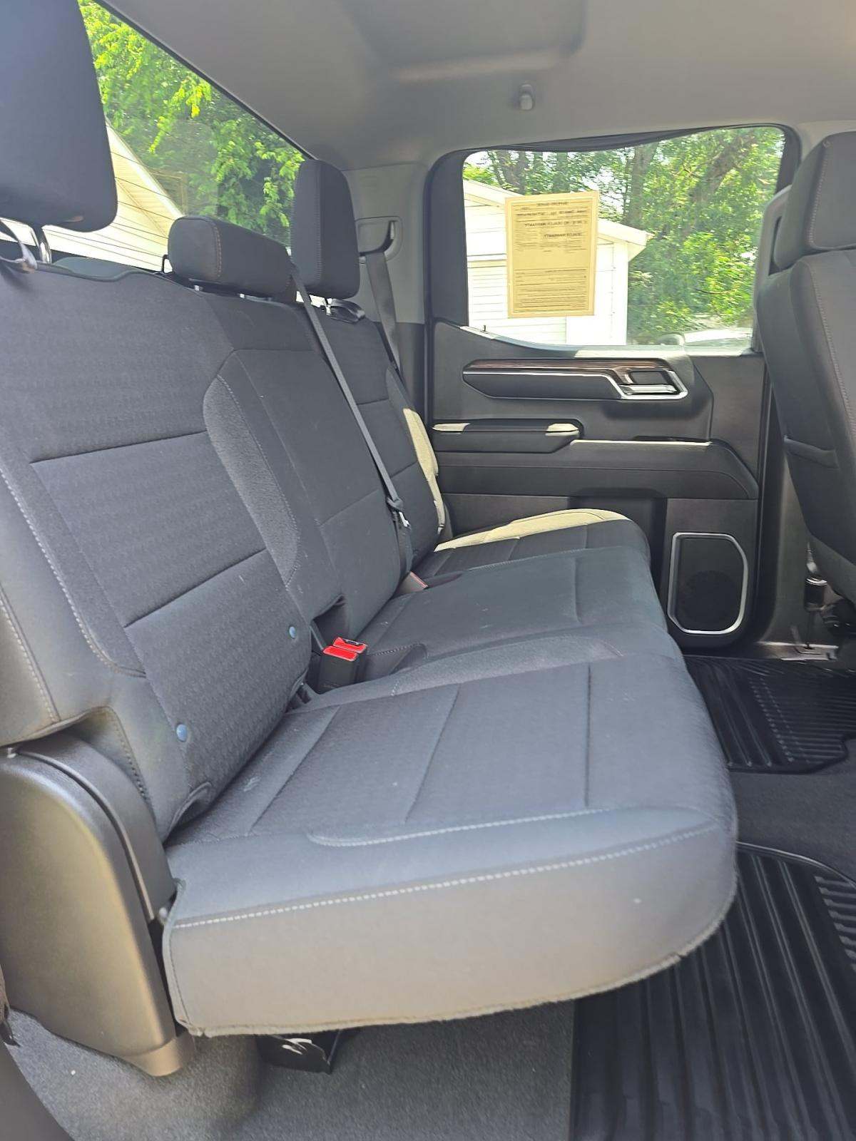 2023 Chevrolet Silverado 1500 LT AWD