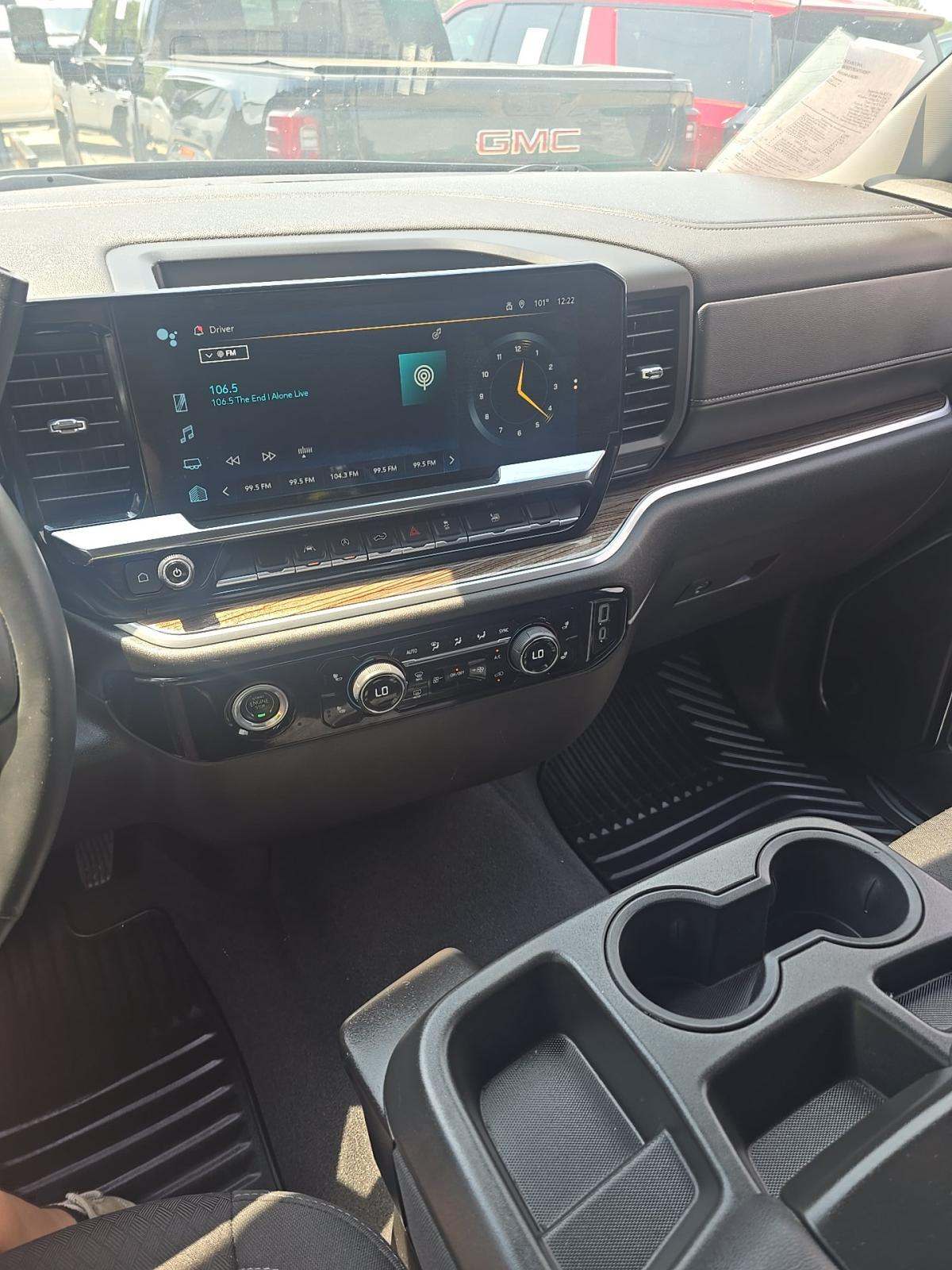 2023 Chevrolet Silverado 1500 LT AWD