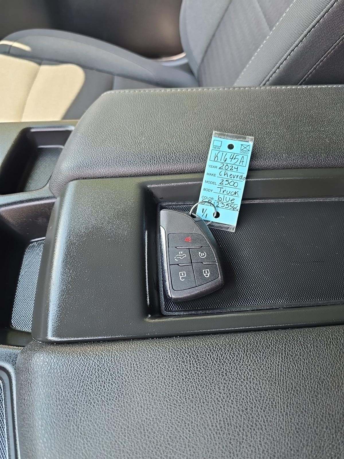2024 Chevrolet Silverado 2500HD Custom AWD
