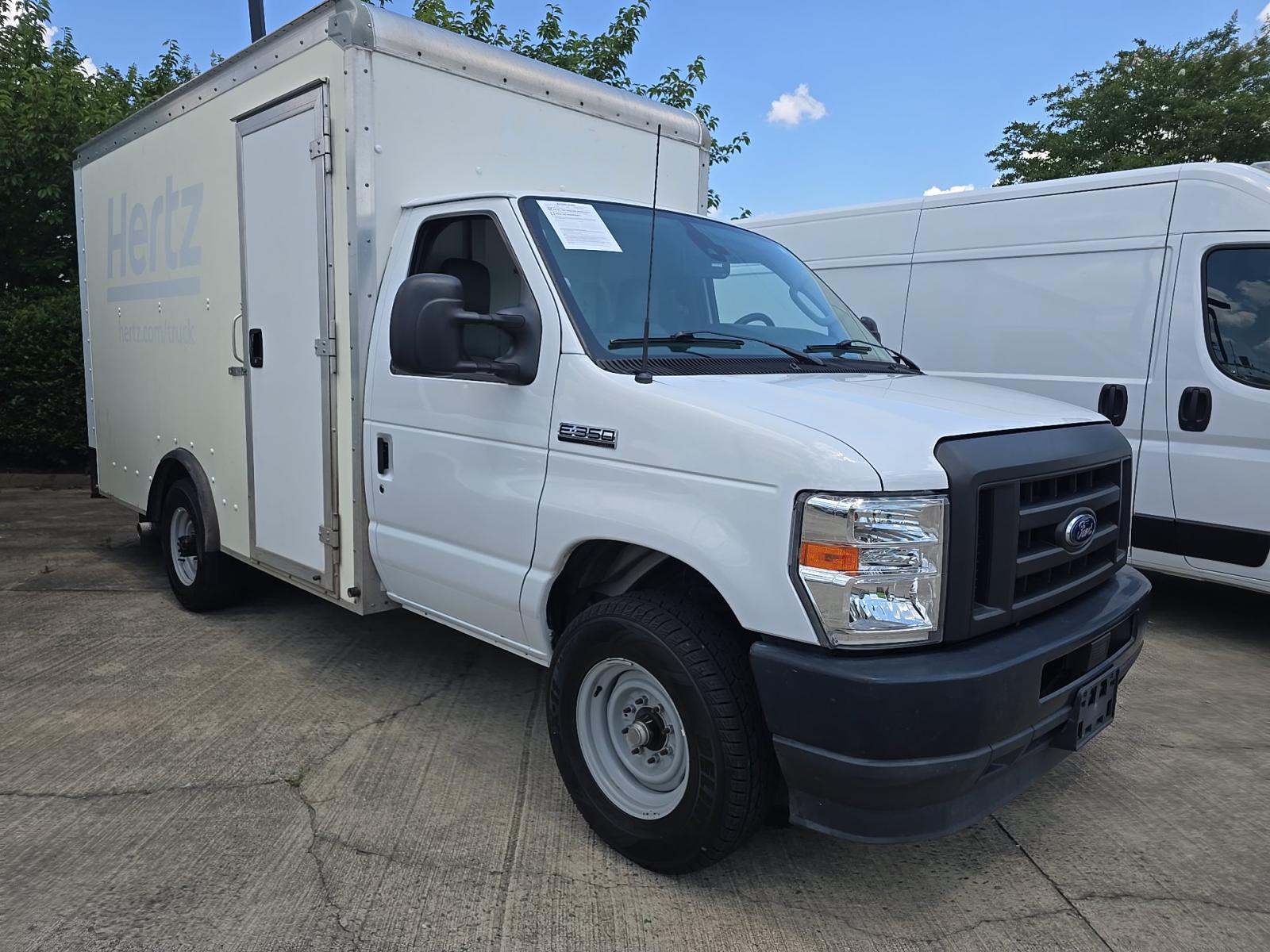 FORD E-350 - 4