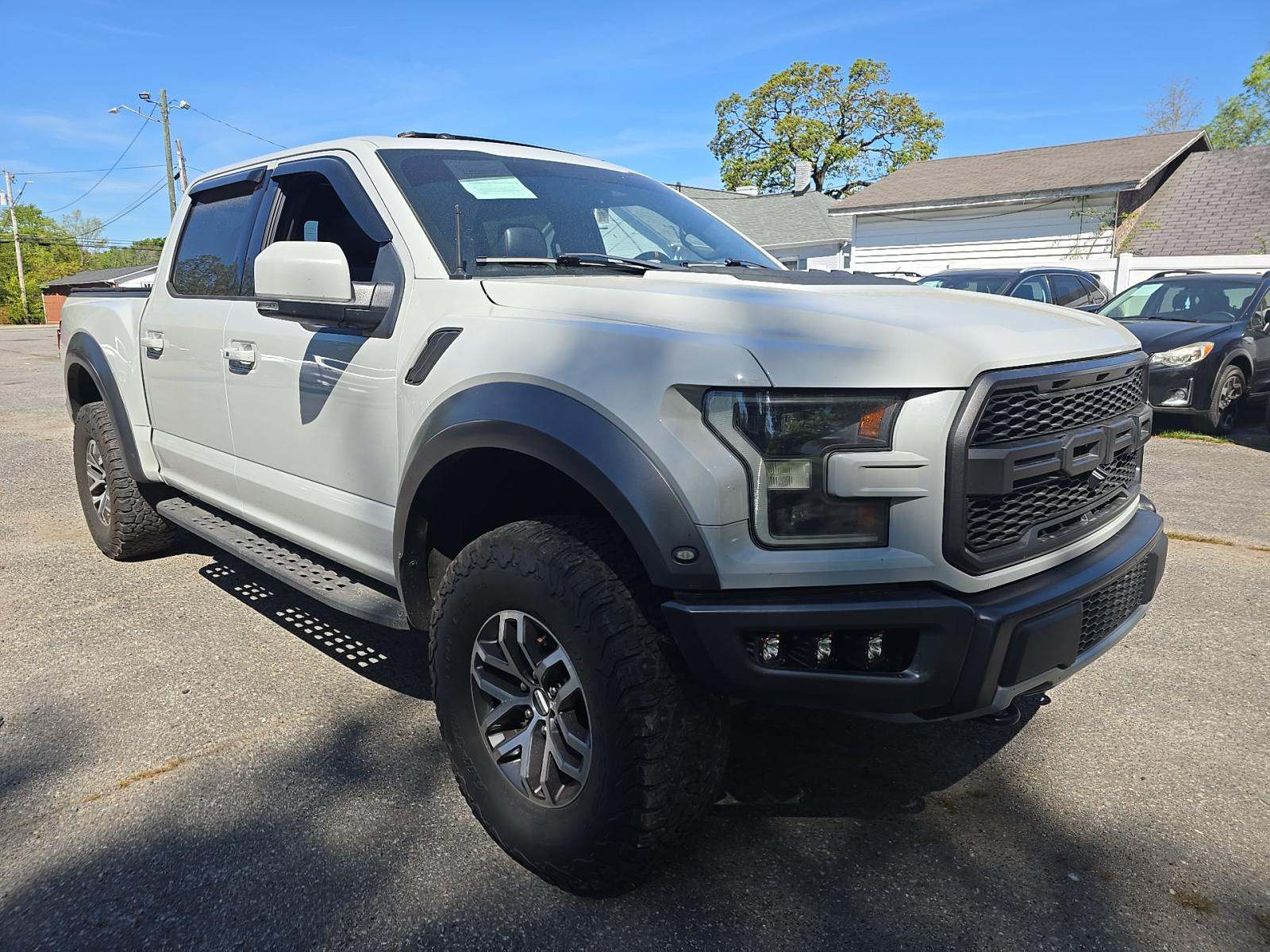 FORD F-150 - 4