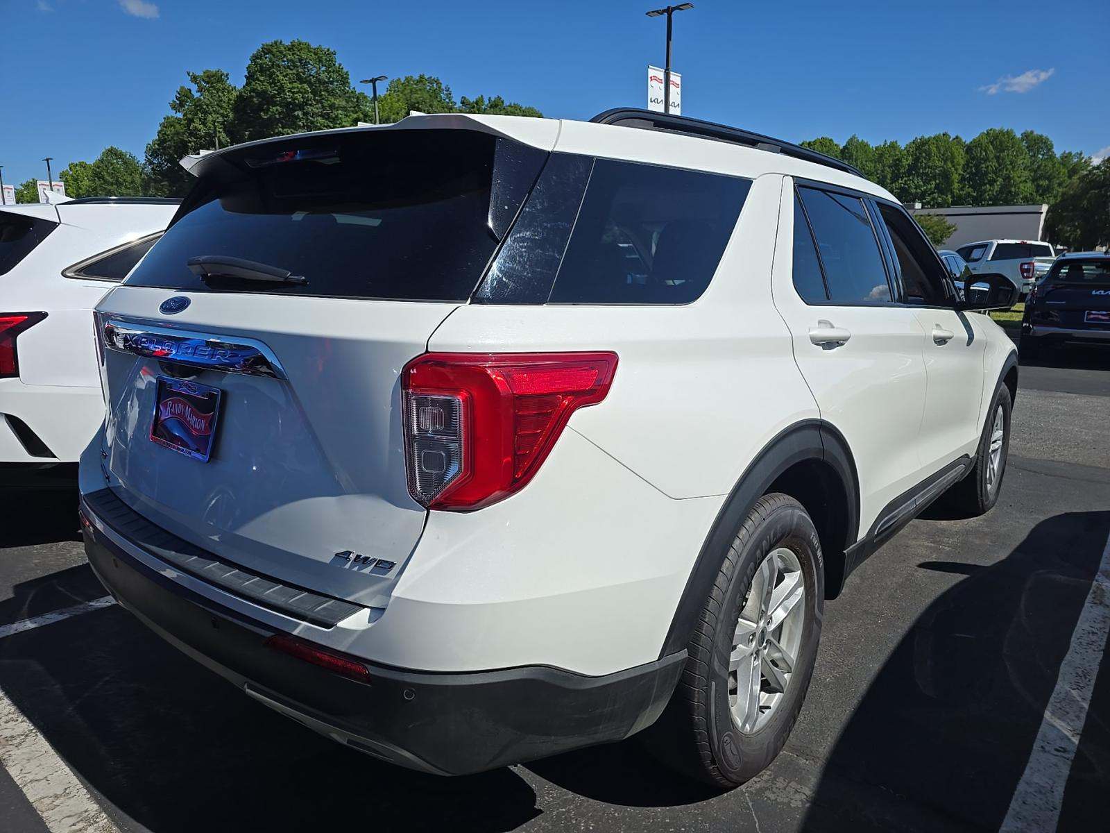 FORD EXPLORER - 3