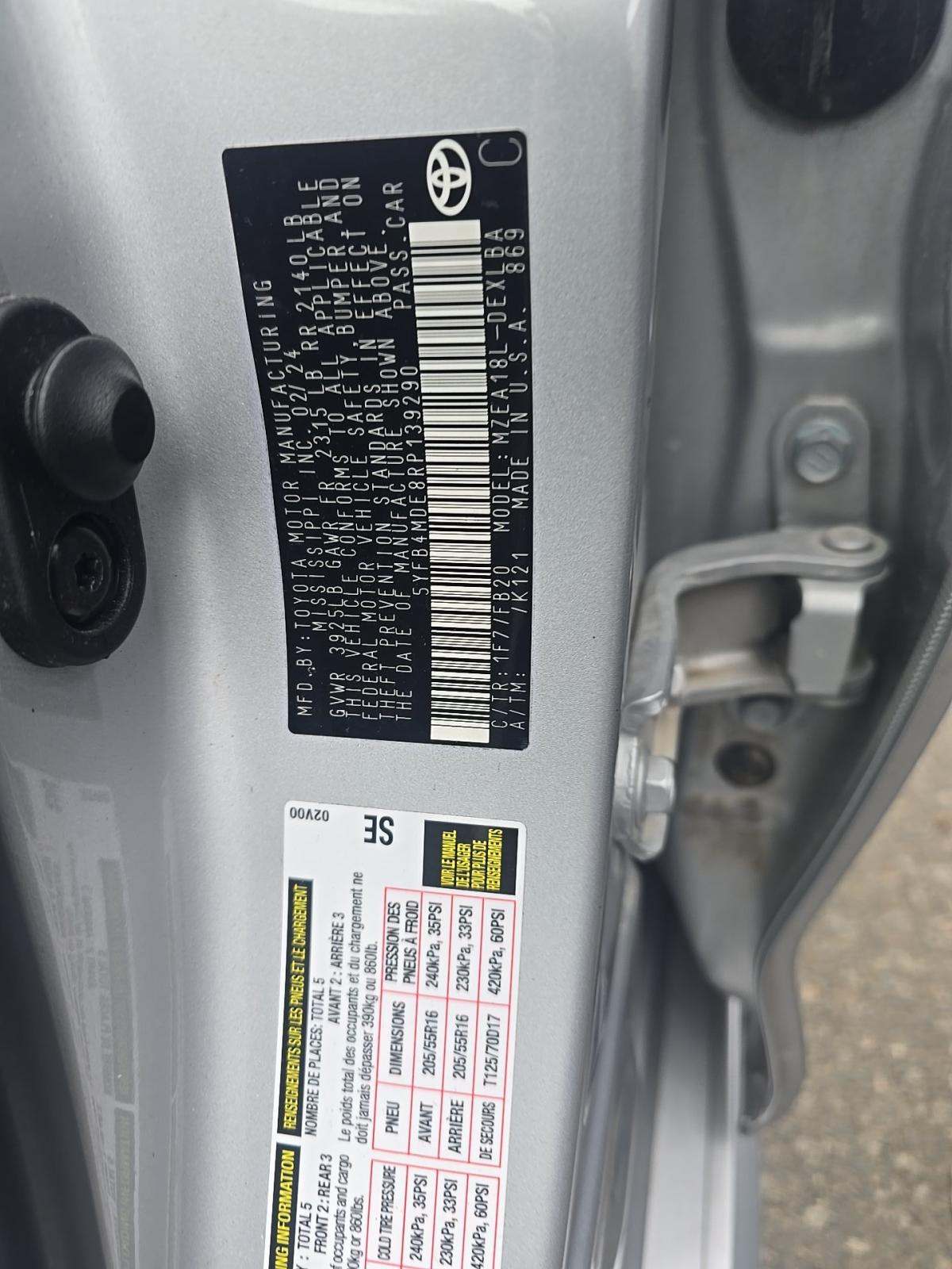 2024 Toyota Corolla LE FWD