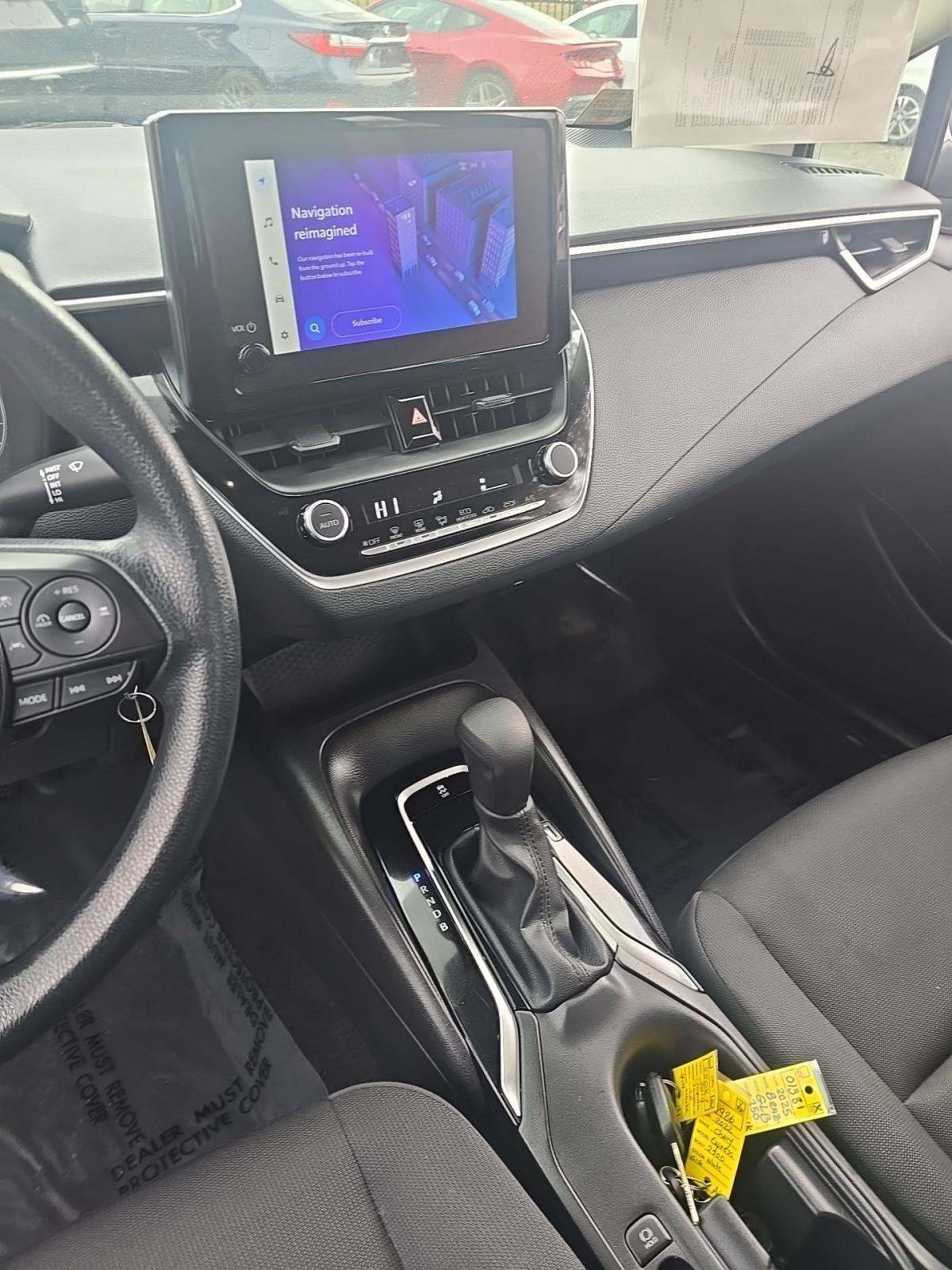 2024 Toyota Corolla LE FWD