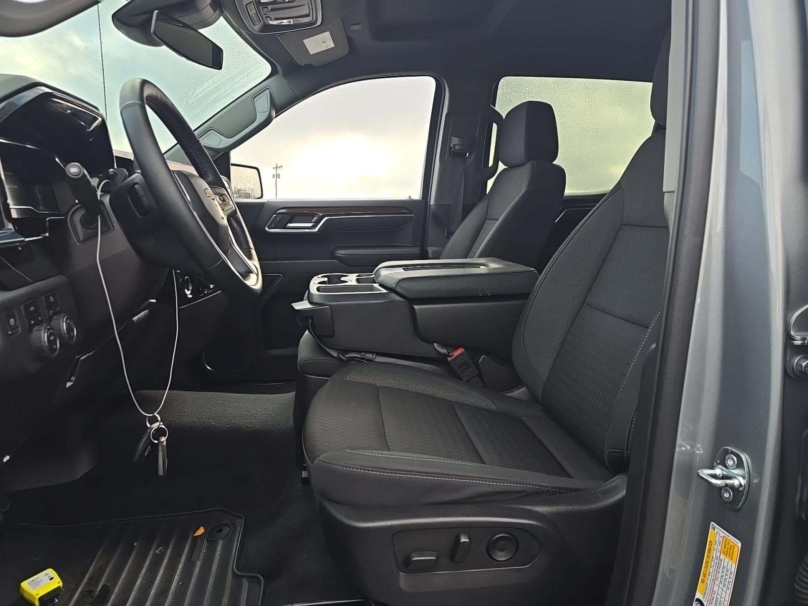 2023 Chevrolet Silverado 1500 LT AWD