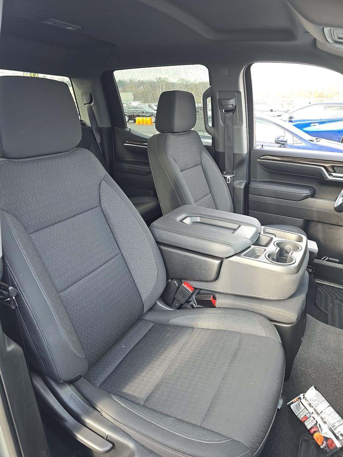 2023 Chevrolet Silverado 1500 LT AWD