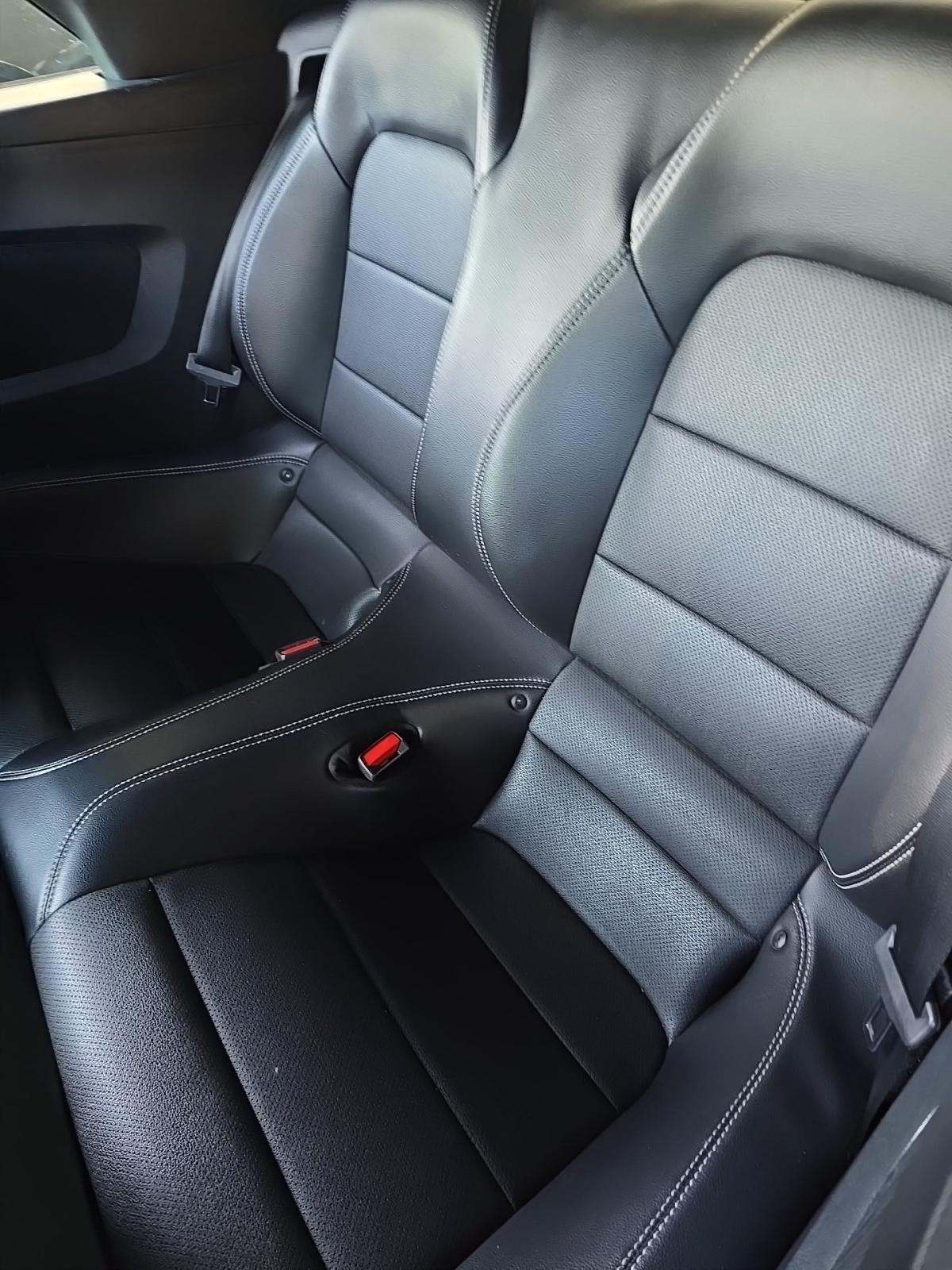 2023 Ford Mustang EcoBoost Premium RWD