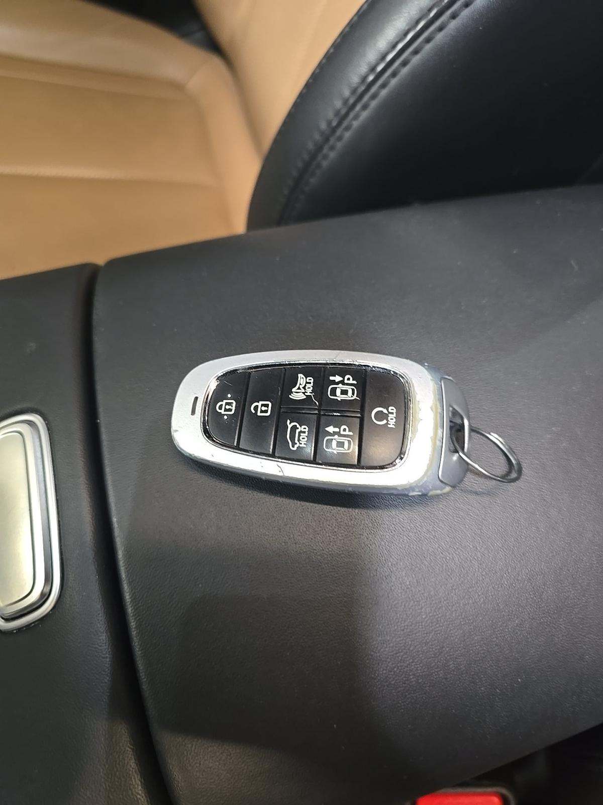 HYUNDAI CALLIGRAPHY - 8