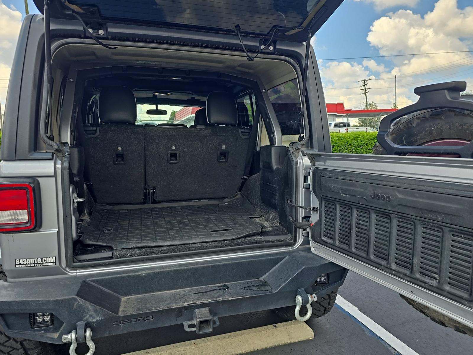 2019 Jeep Wrangler Unlimited Sahara AWD