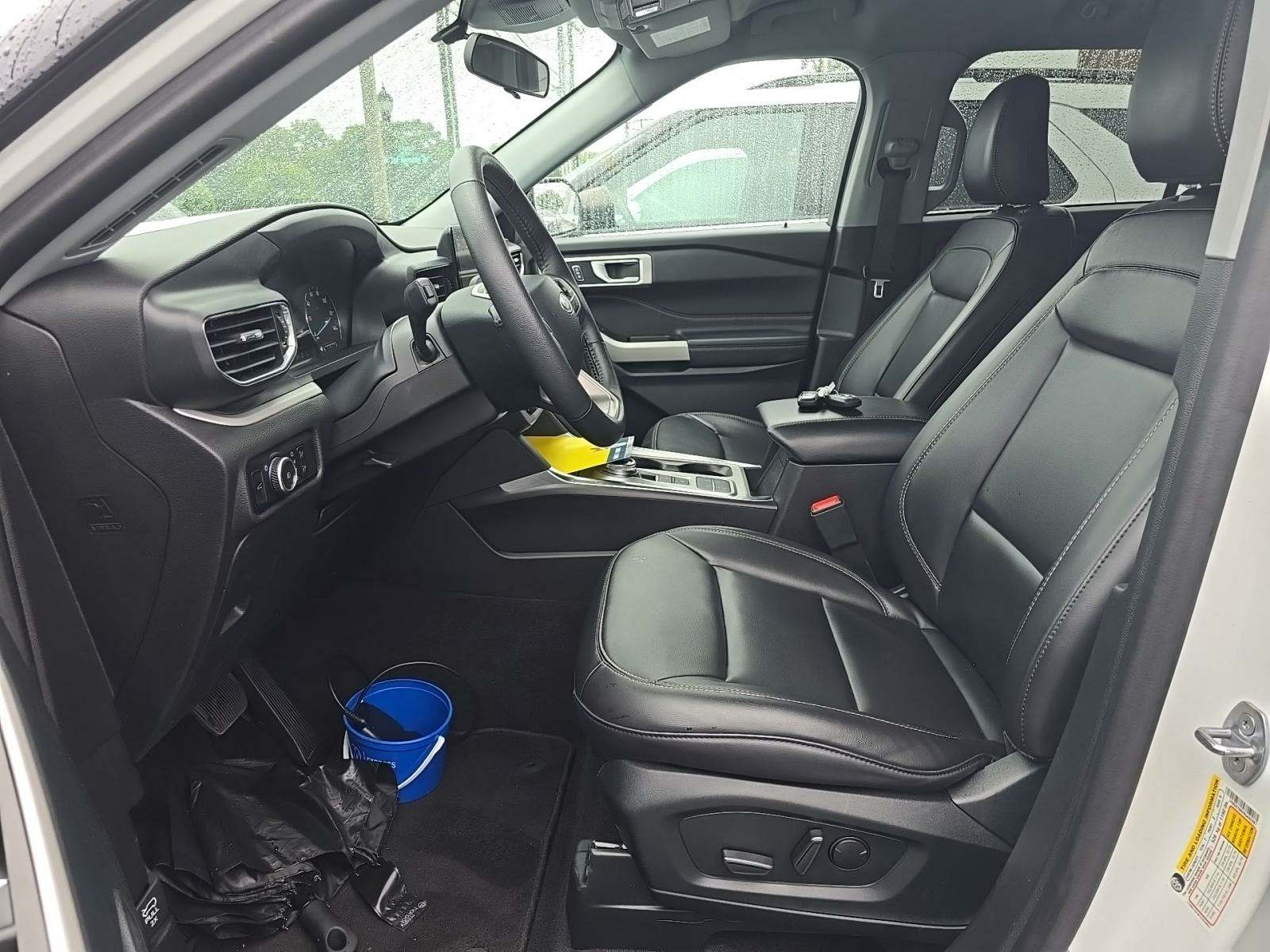 2024 Ford Explorer XLT RWD