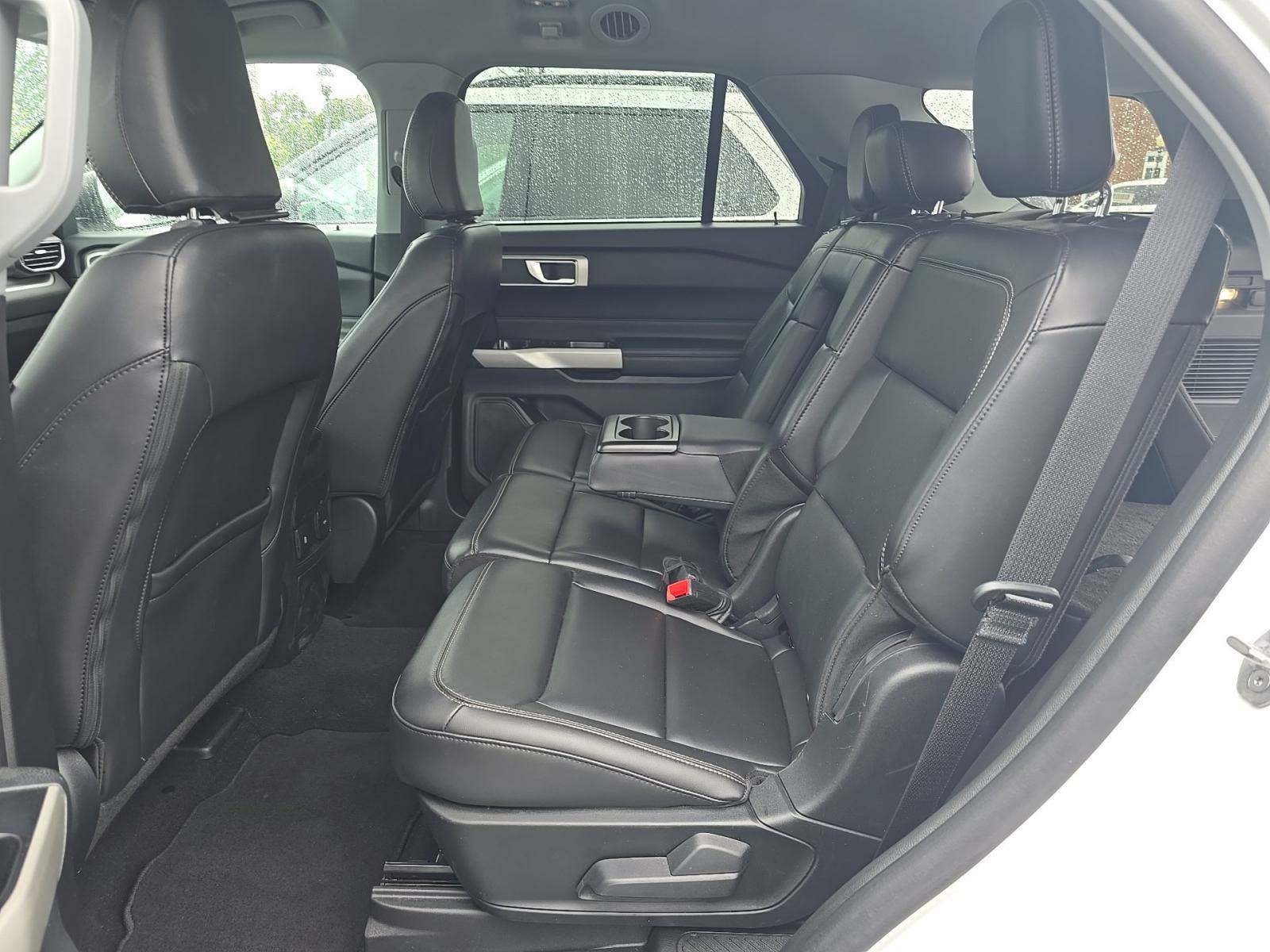 2024 Ford Explorer XLT RWD