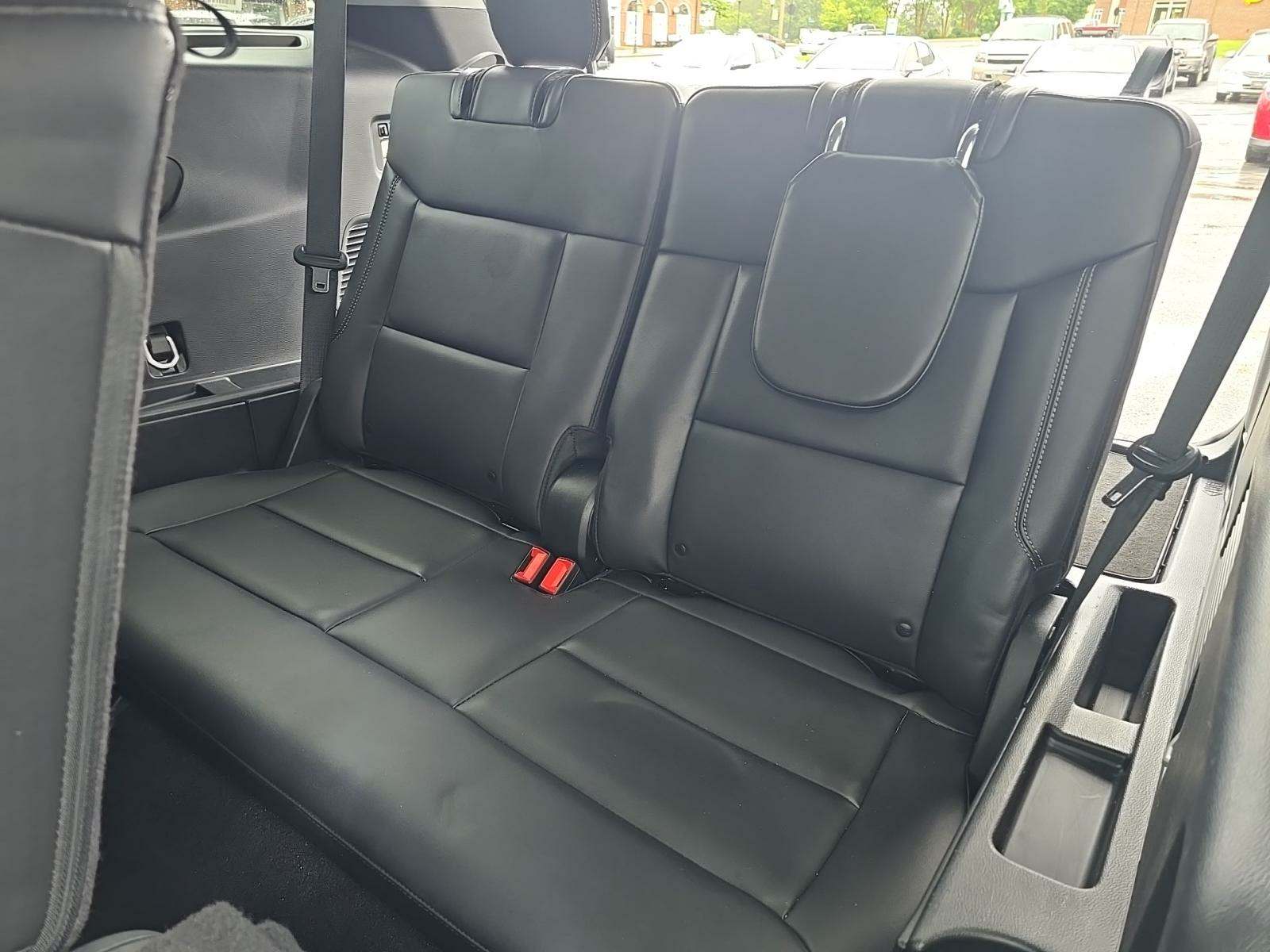 2024 Ford Explorer XLT RWD