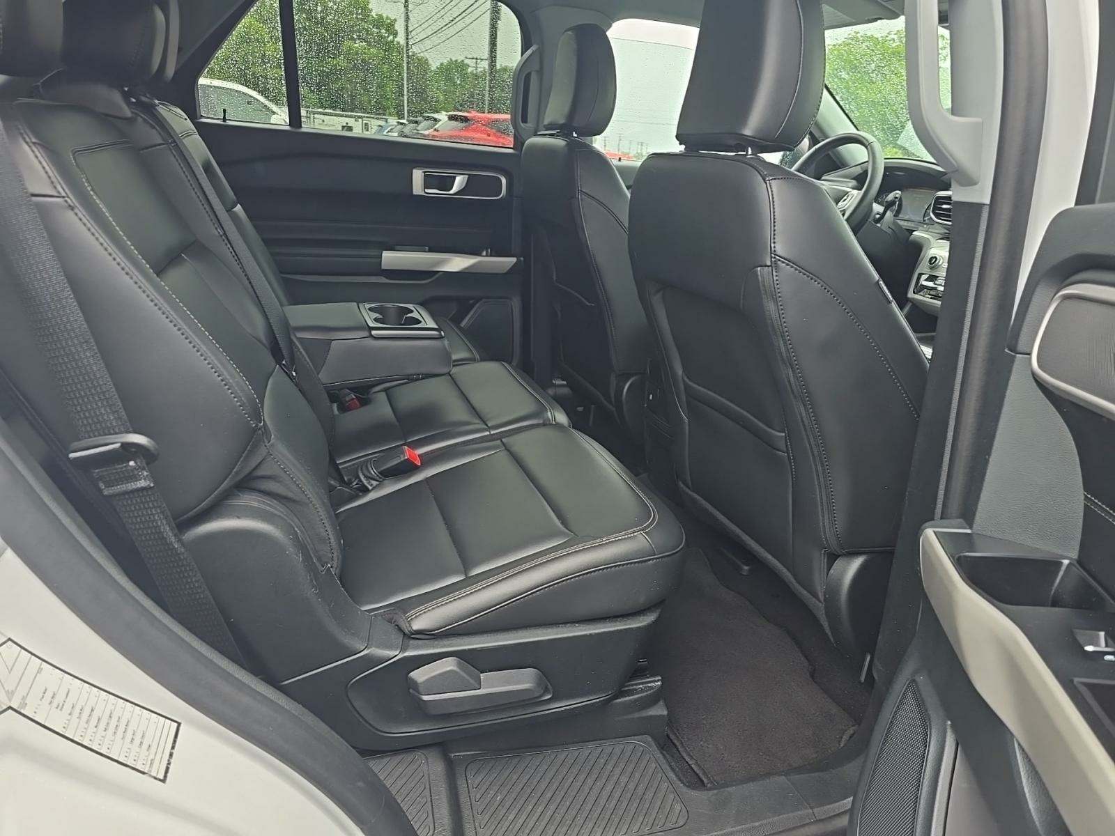 2024 Ford Explorer XLT RWD