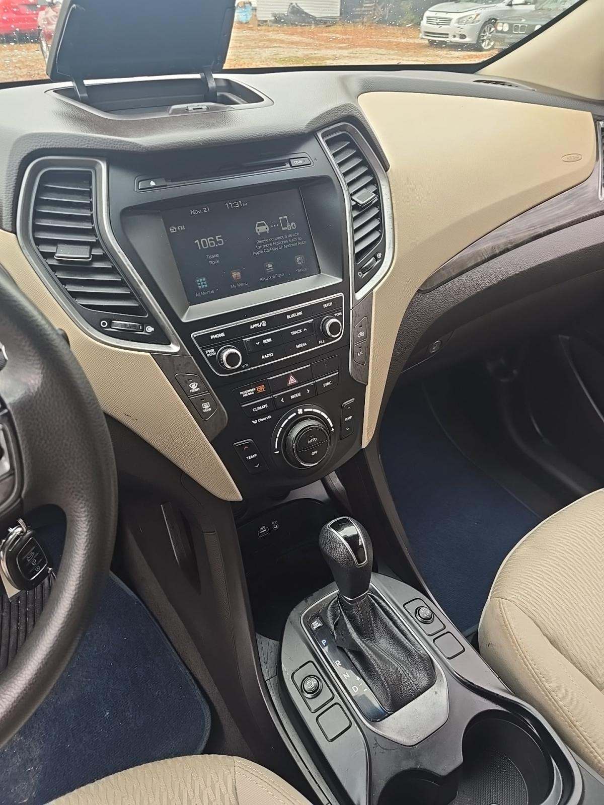 2017 Hyundai Santa Fe Sport Base FWD