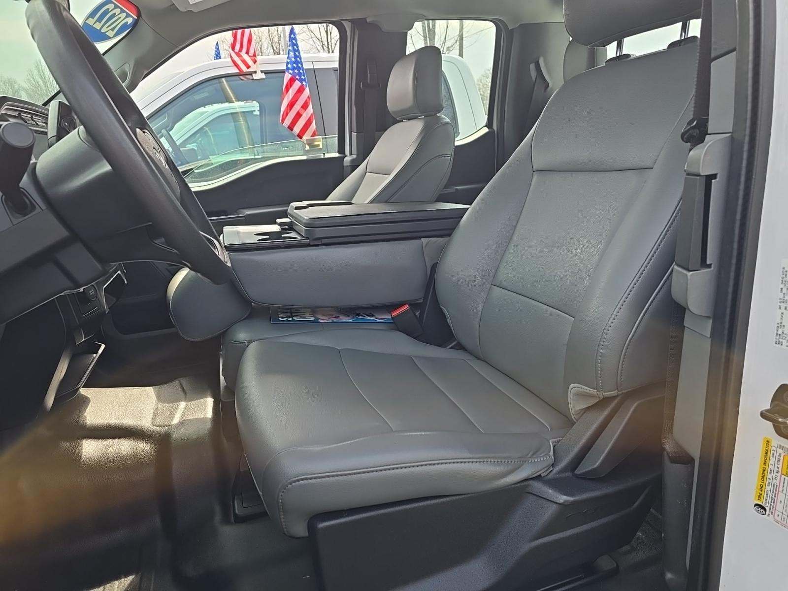 2022 Ford F-150 XL RWD