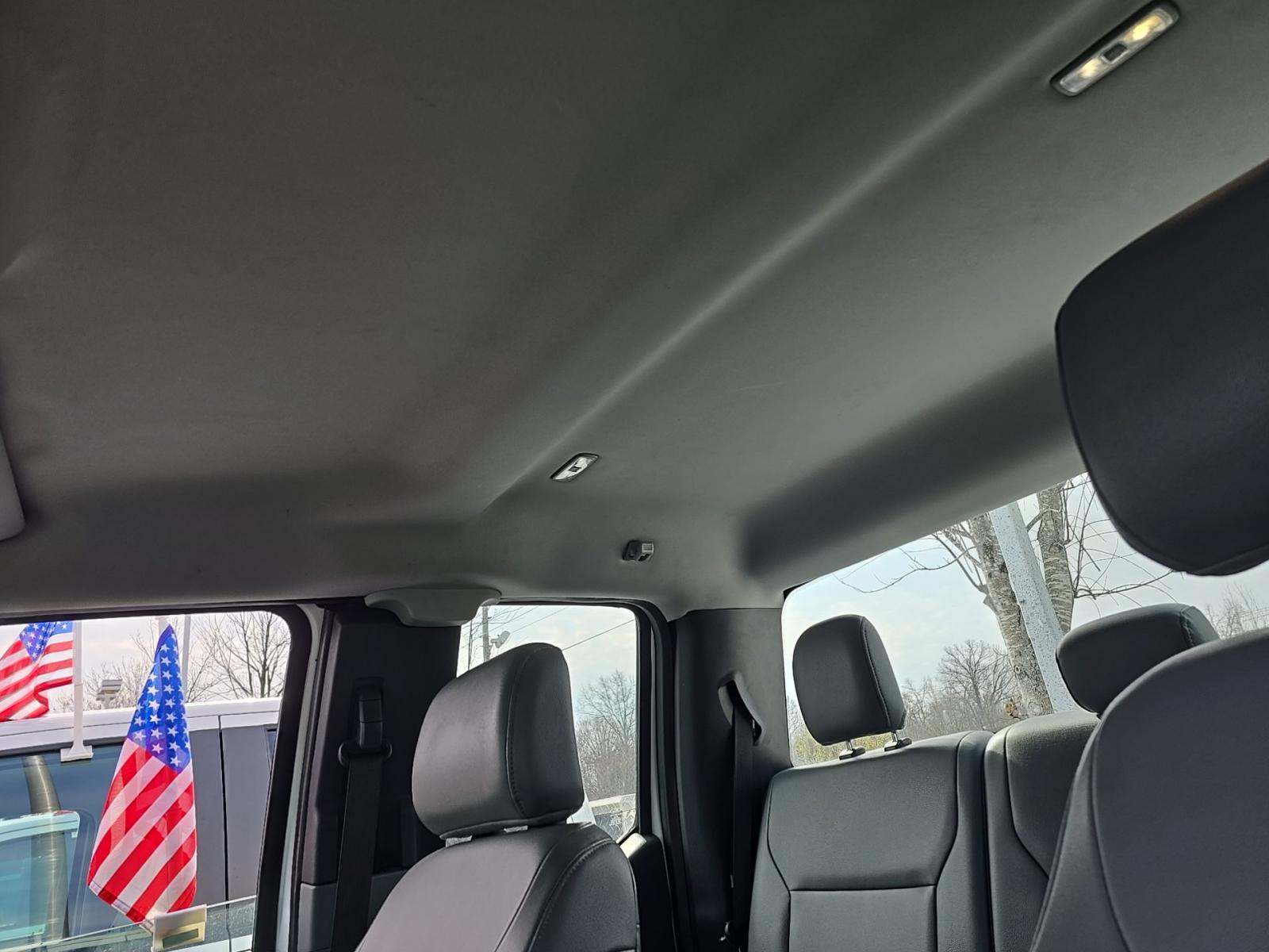 2022 Ford F-150 XL RWD