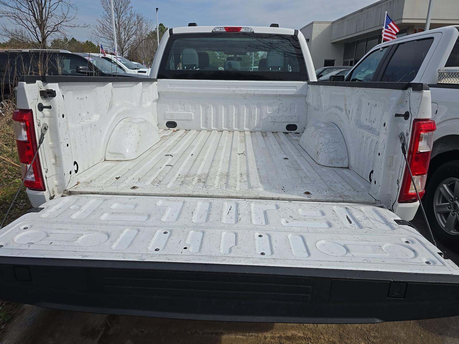 2022 Ford F-150 XL RWD