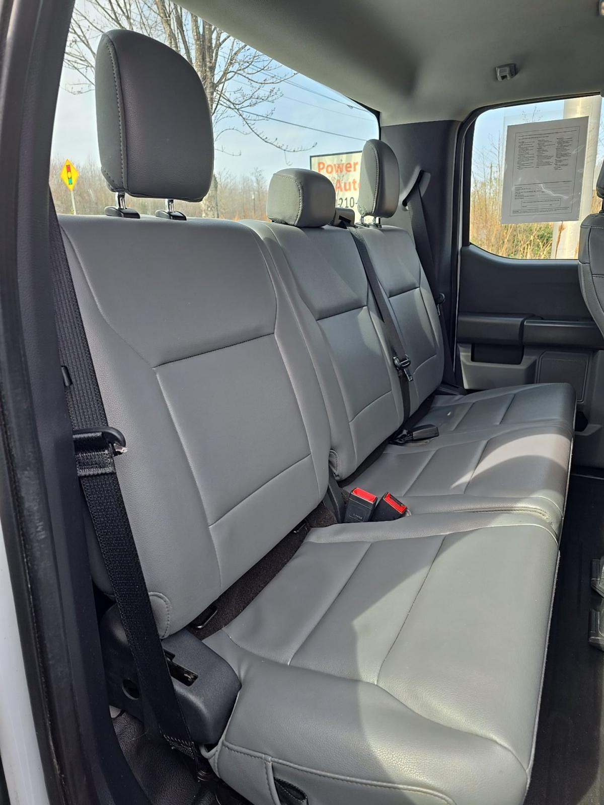 2022 Ford F-150 XL RWD