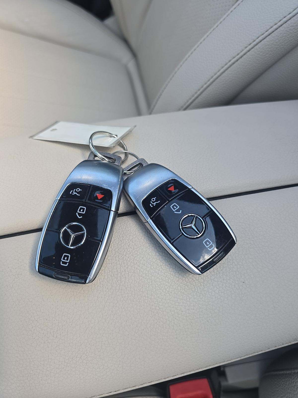 MERCEDES-BENZ E-CLASS - 8