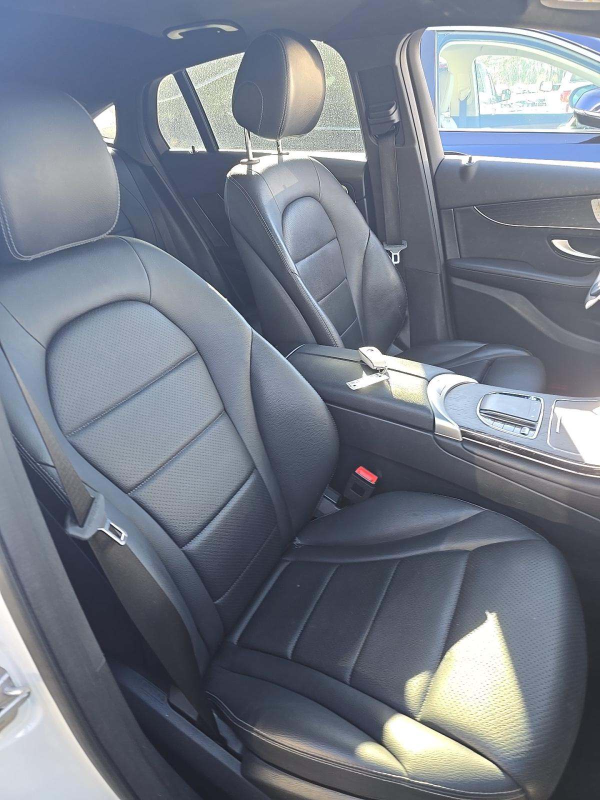 2021 Mercedes-Benz GLC GLC 300 AWD