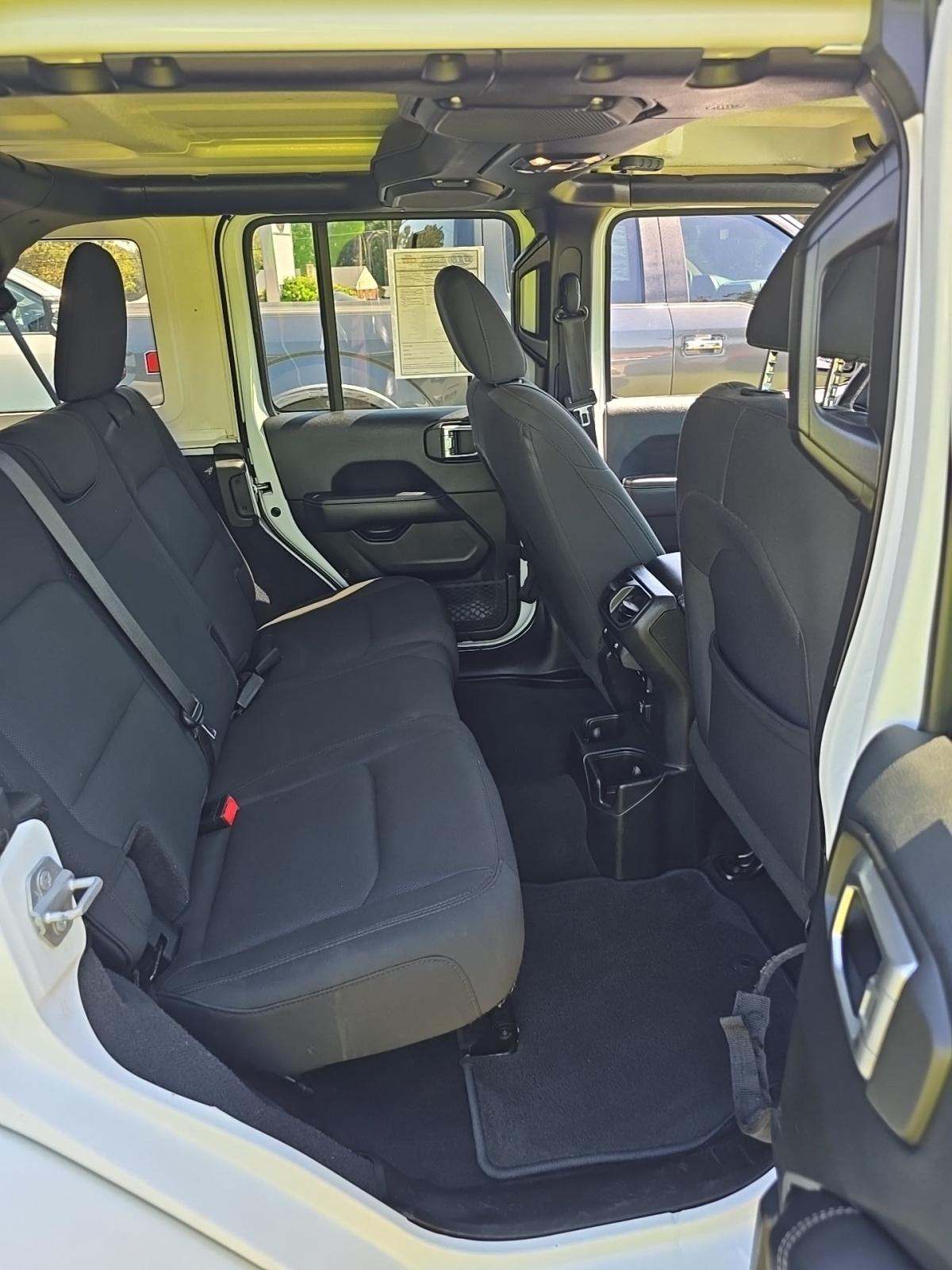 2019 Jeep Wrangler Unlimited Sahara AWD