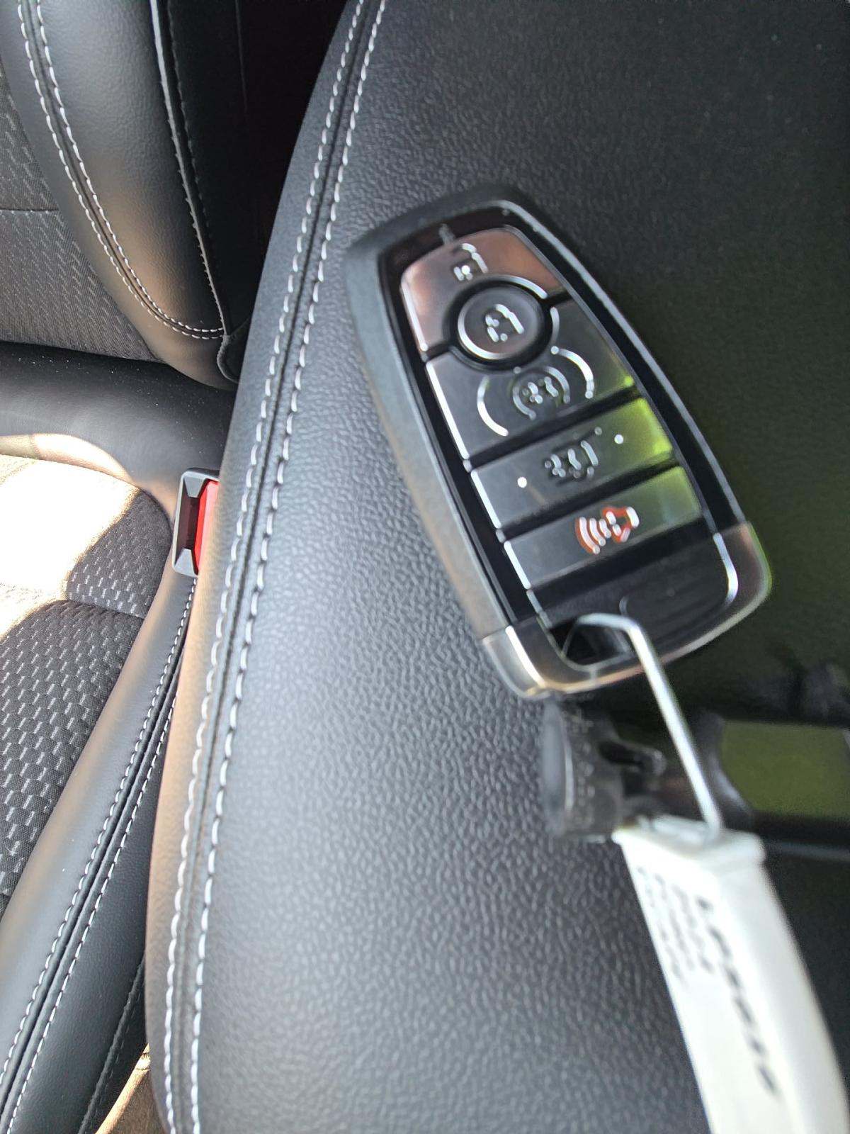 FORD ESCAPE - 4