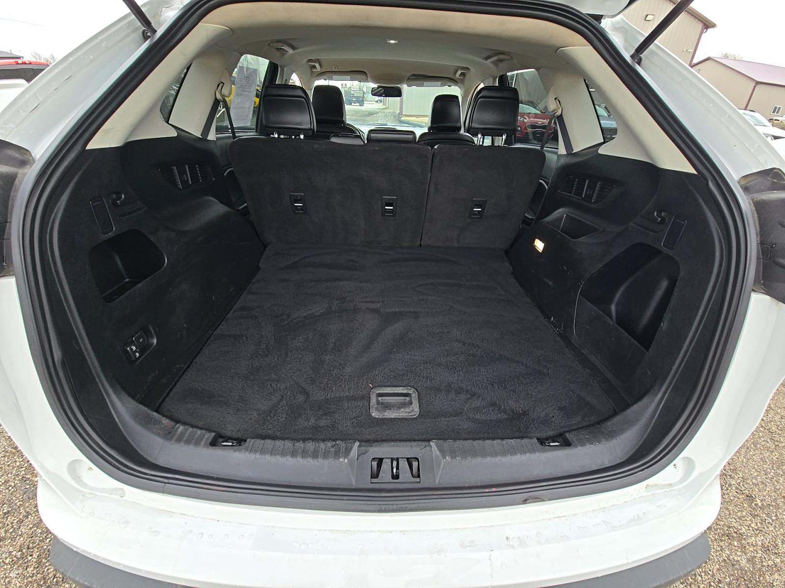 2022 Ford Edge SEL AWD