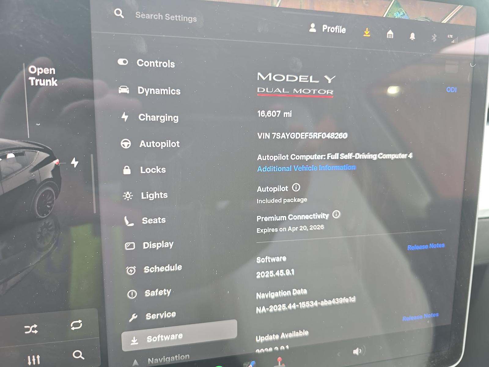 TESLA MODEL Y - 5