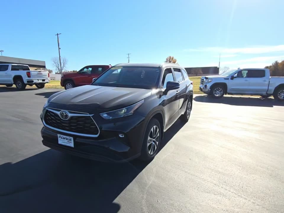 2024 Toyota Highlander XLE AWD