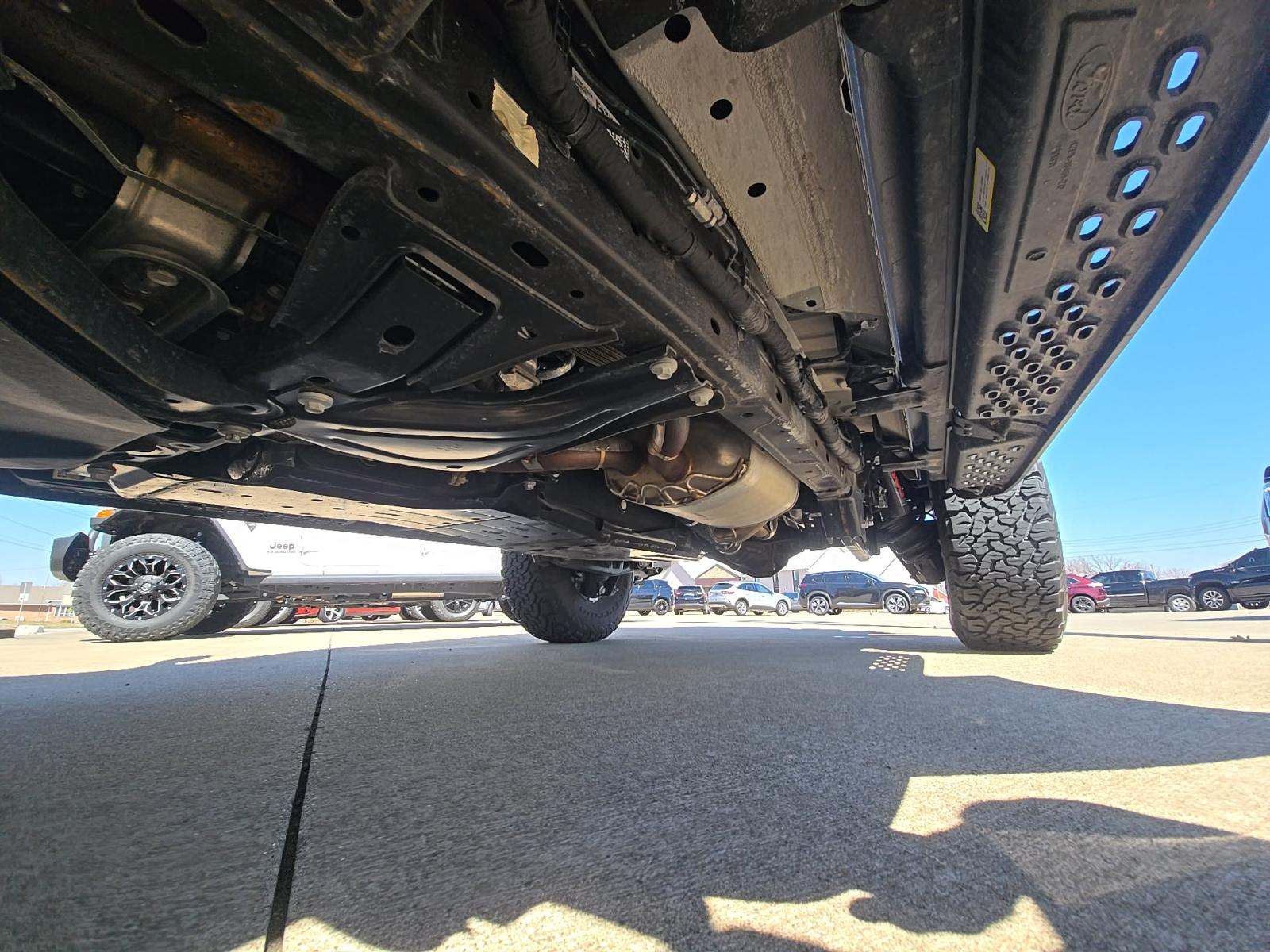 FORD BRONCO - 3