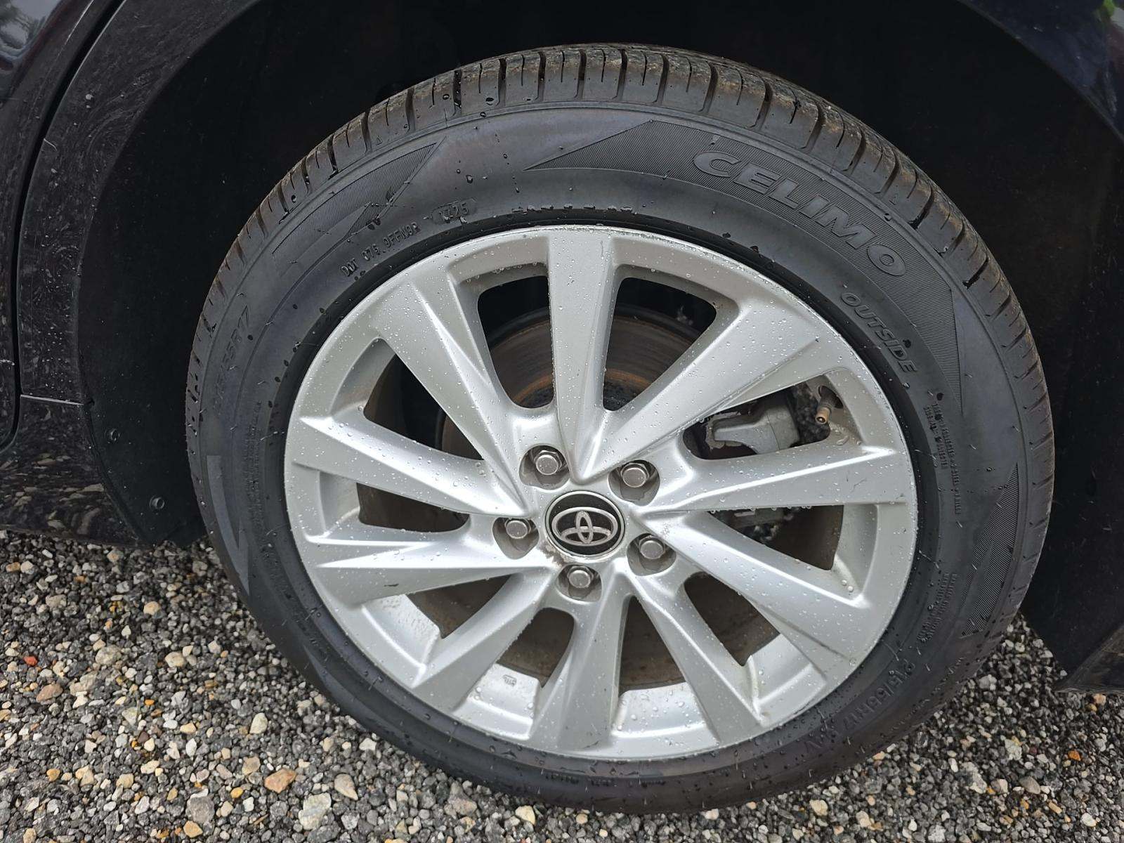 2024 Toyota Camry LE FWD