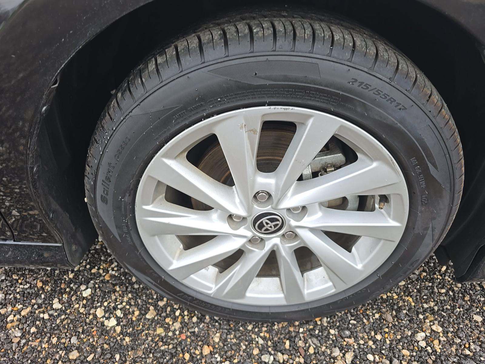 2024 Toyota Camry LE FWD