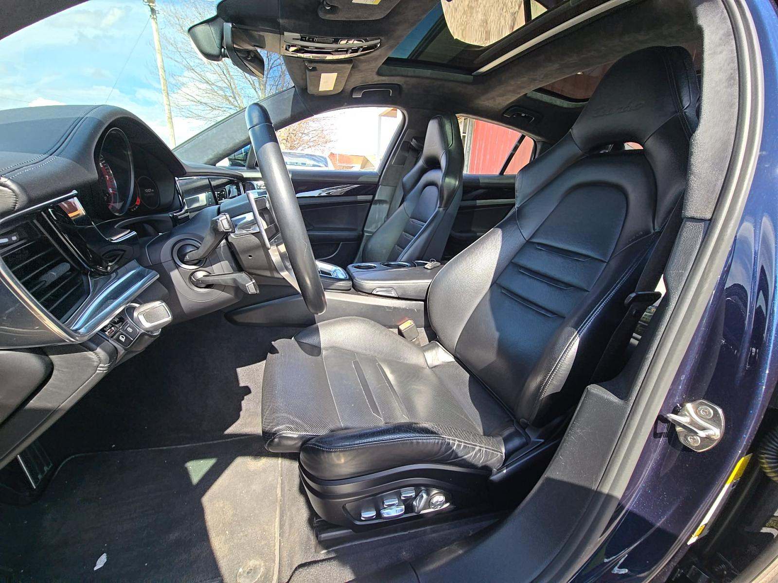 2018 Porsche Panamera Turbo AWD