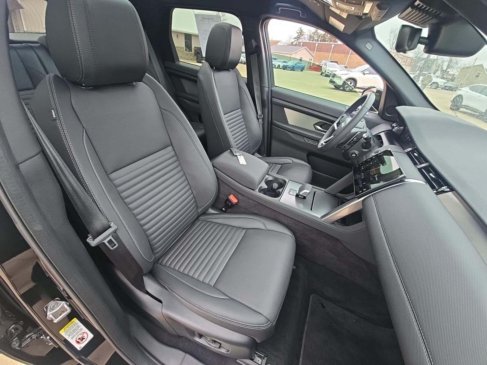 2024 Land Rover Discovery Sport Dynamic SE AWD